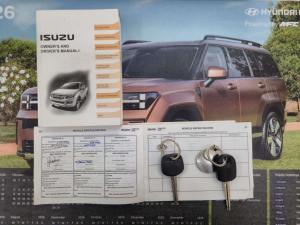 Isuzu KB 250D-TEQ HO HI RiderE/CAB - Image 17