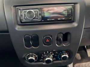Nissan NP200 1.6 Safety PackS/C - Image 18