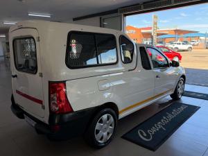 Nissan NP200 1.6 Safety PackS/C - Image 8