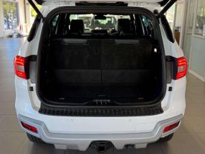 Ford Everest 2.0D BI-TURBO LTD 4X4 automatic - Image 5