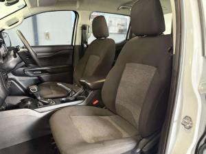 Ford Ranger 2.0D XL 4X4 automatic D/C - Image 11