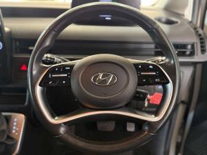 Hyundai Staria 2.2D Executive automatic - Image 14