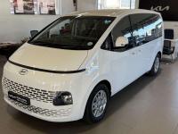 Thumbnail Hyundai Staria 2.2D Executive automatic