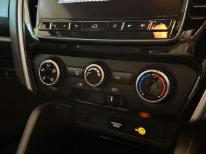 Isuzu MU-X 1.9D LS automatic - Image 20