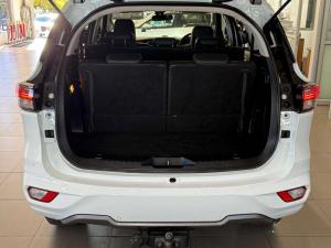 Isuzu MU-X 1.9D LS automatic - Image 5