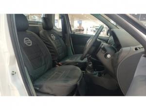 Nissan NP200 1.6i safety pack (aircon) - Image 6