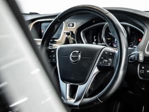 Volvo V40 T2 Kinetic - Image 9
