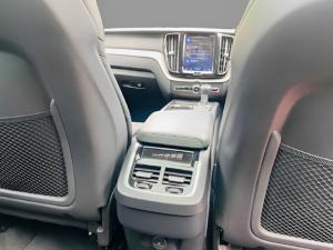 Volvo XC60 D4 AWD Inscription - Image 11
