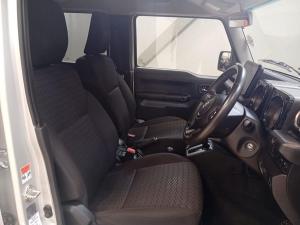 Suzuki Jimny 1.5 GLX AllGrip 5-door auto - Image 12