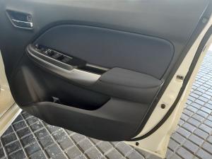 Toyota Starlet 1.4 Xi - Image 12