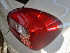 Toyota Starlet 1.4 Xi - Image 16