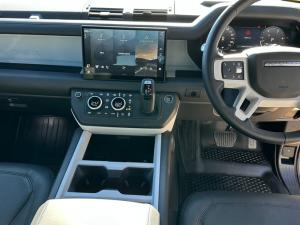 Land Rover Defender 110 D350 X-Dynamic HSE - Image 10