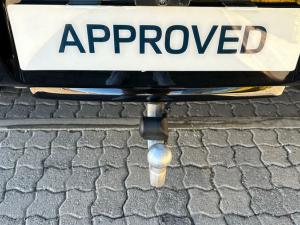 Land Rover Defender 110 D350 X-Dynamic HSE - Image 12