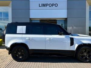 Land Rover Defender 110 D350 X-Dynamic HSE - Image 6