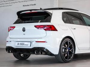 Volkswagen Golf R - Image 10