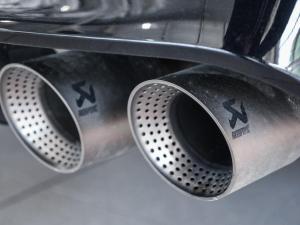 Volkswagen Golf R - Image 11