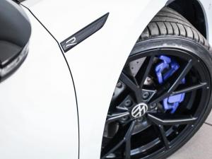 Volkswagen Golf R - Image 12