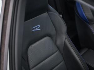 Volkswagen Golf R - Image 17
