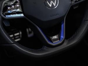 Volkswagen Golf R - Image 28