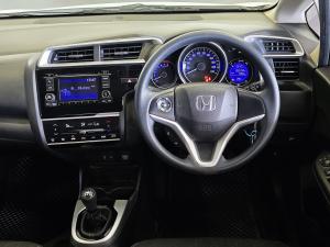 Honda WR-V 1.2 Comfort - Image 14