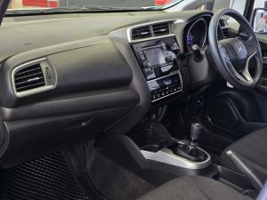 Honda WR-V 1.2 Comfort - Image 6