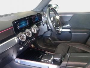 Mercedes-Benz GLB GLB250 Progressive - Image 14