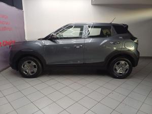 Mahindra XUV 3XO 1.2T MX2 manual - Image 13