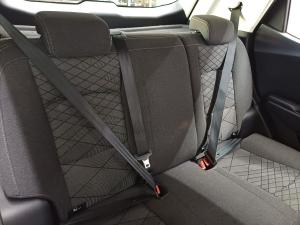 Mahindra XUV 3XO 1.2T MX2 manual - Image 26