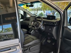 Hyundai Staria 2.2D Executive 9-seater - Image 17