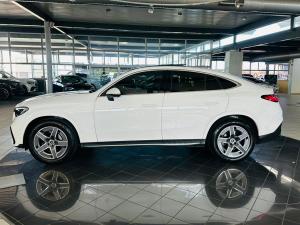 Mercedes-Benz GLC GLC220d coupe 4Matic Avantgarde - Image 11