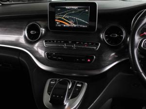 Mercedes-Benz V-Class V250d AMG Line - Image 12