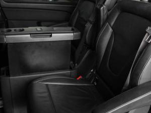 Mercedes-Benz V-Class V250d AMG Line - Image 20