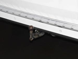 Mercedes-Benz V-Class V250d AMG Line - Image 25
