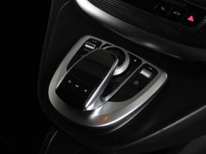 Mercedes-Benz V-Class V250d AMG Line - Image 8