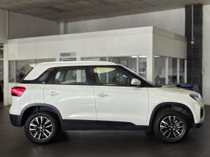 Suzuki Vitara Brezza 1.5 GLX - Image 10