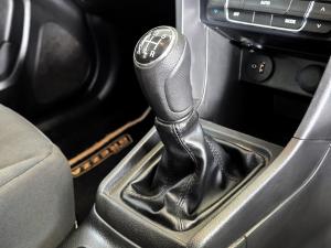 Suzuki Vitara Brezza 1.5 GLX - Image 17