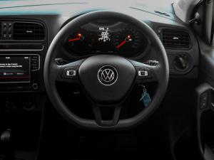 Volkswagen Polo Vivo hatch 1.6 Comfortline auto - Image 8