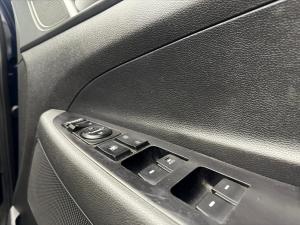Hyundai Tucson 2.0 Elite auto - Image 17