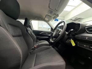 Suzuki Swift 1.2 GL+ auto - Image 20