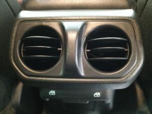 Jeep Wrangler Unlimited 3.6 Sport - Image 16