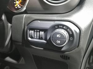 Jeep Wrangler Unlimited 3.6 Sport - Image 27