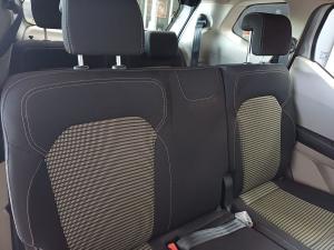 Renault Triber 1.0 Prestige auto - Image 13