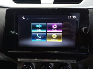 Renault Triber 1.0 Prestige auto - Image 28