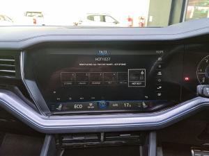 Volkswagen Touareg V6 TDI Executive R-Line - Image 27