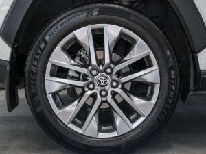 Toyota RAV4 2.0 VX - Image 30