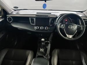 Toyota RAV4 2.2D-4D AWD GX - Image 6