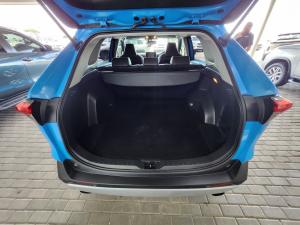 Toyota RAV4 2.0 GX-R AWD - Image 13