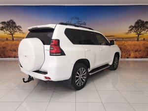 Toyota Land Cruiser Prado 2.8GD VX-L - Image 2