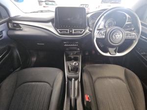 Toyota Starlet 1.5 XR manual - Image 6