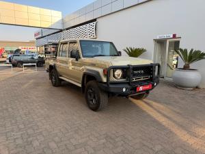 Toyota Land Cruiser 79 2.8GD-6 double cab auto - Image 1